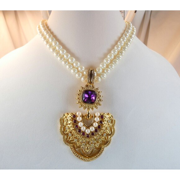 Elizabeth Taylor  SHAILL I JHAVERI AVON IMPERIAL ELEGANCE NECKLACE -Collectible - Picture 1 of 15